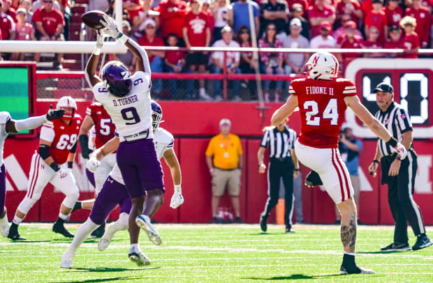 Northwestern interception 2023 vs Nebraska football USATSI_21700979